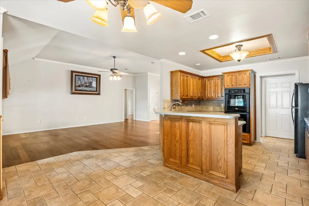 105 Casas Del Sur Street Granbury TX 76049