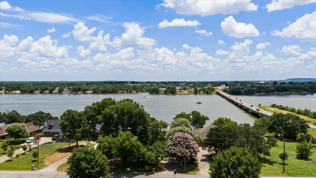 105 Casas Del Sur Street Granbury TX 76049