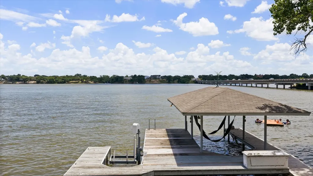 105 Casas Del Sur Street Granbury TX 76049