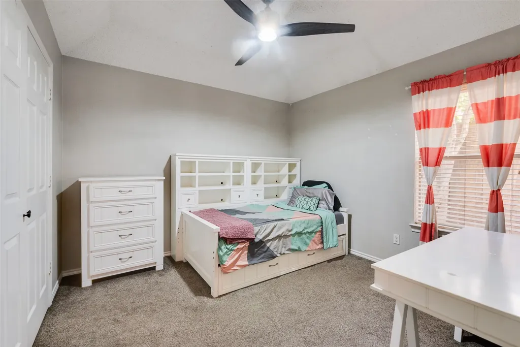 2921 Oak Ridge Drive Hurst TX 76054