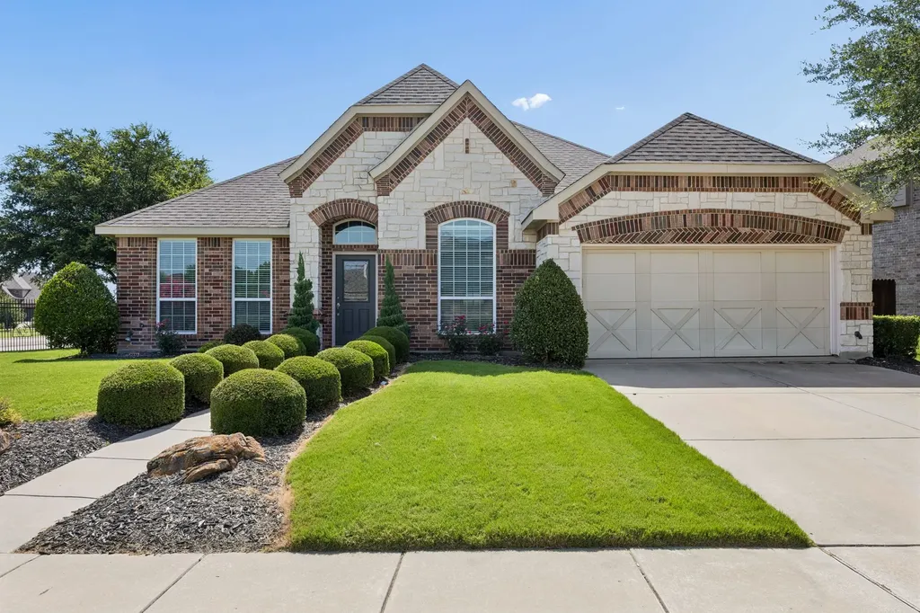 4201 Garden Path Lane Mansfield TX 76063