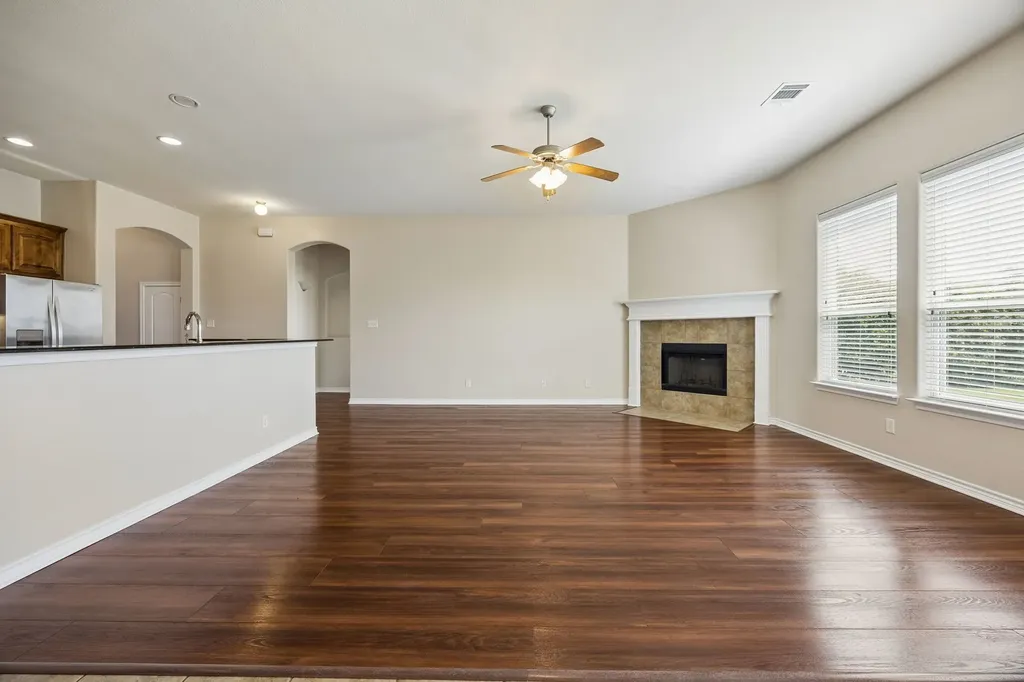4201 Garden Path Lane Mansfield TX 76063