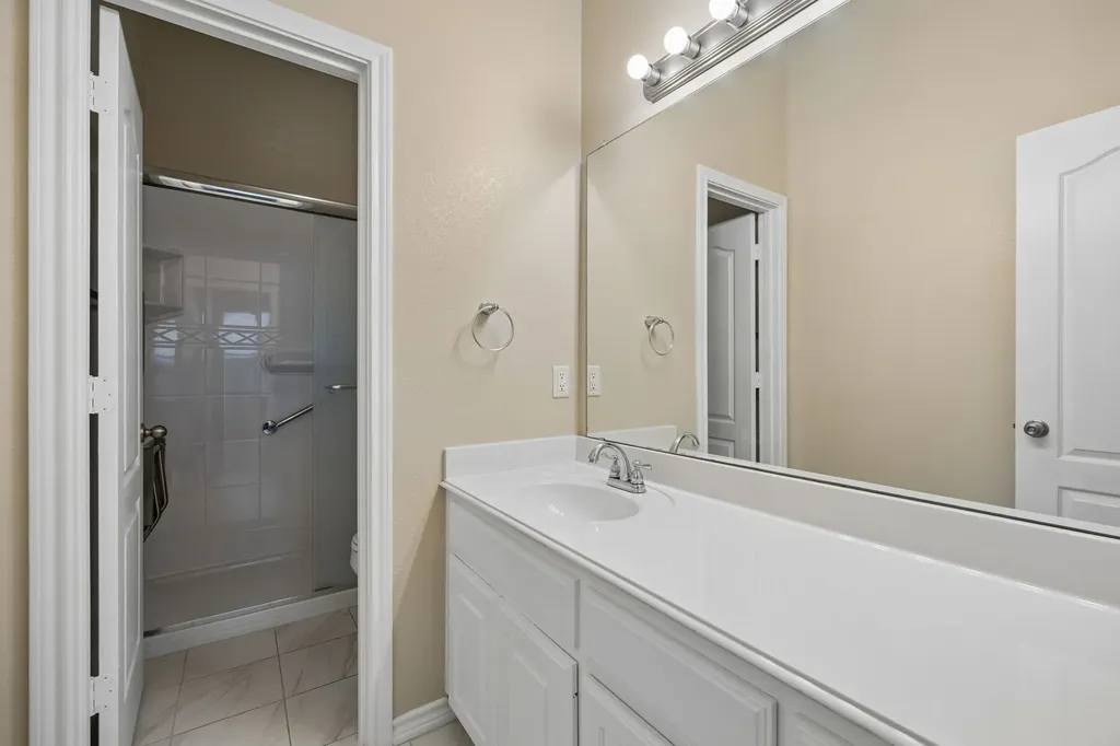 4201 Garden Path Lane Mansfield TX 76063