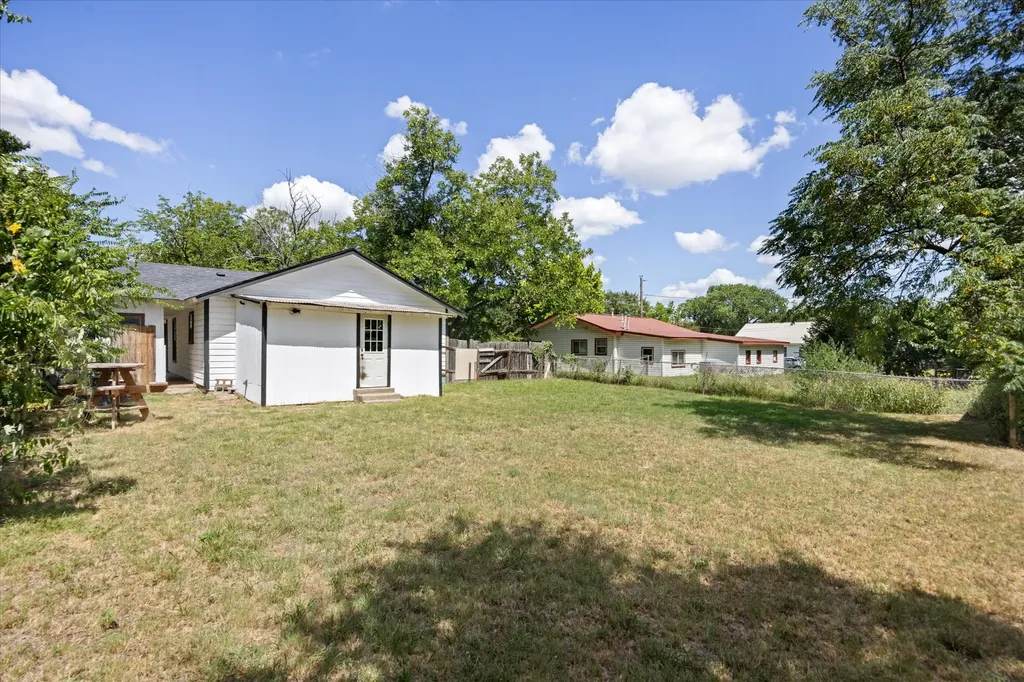 1120 N Chamberlain Street Stephenville TX 76401