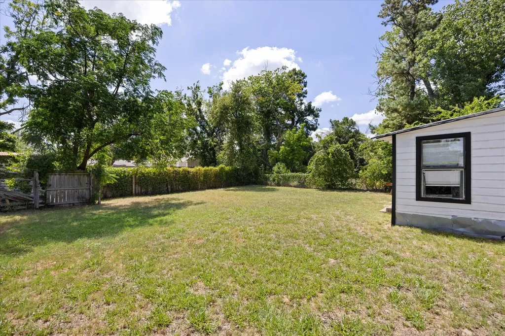 1120 N Chamberlain Street Stephenville TX 76401