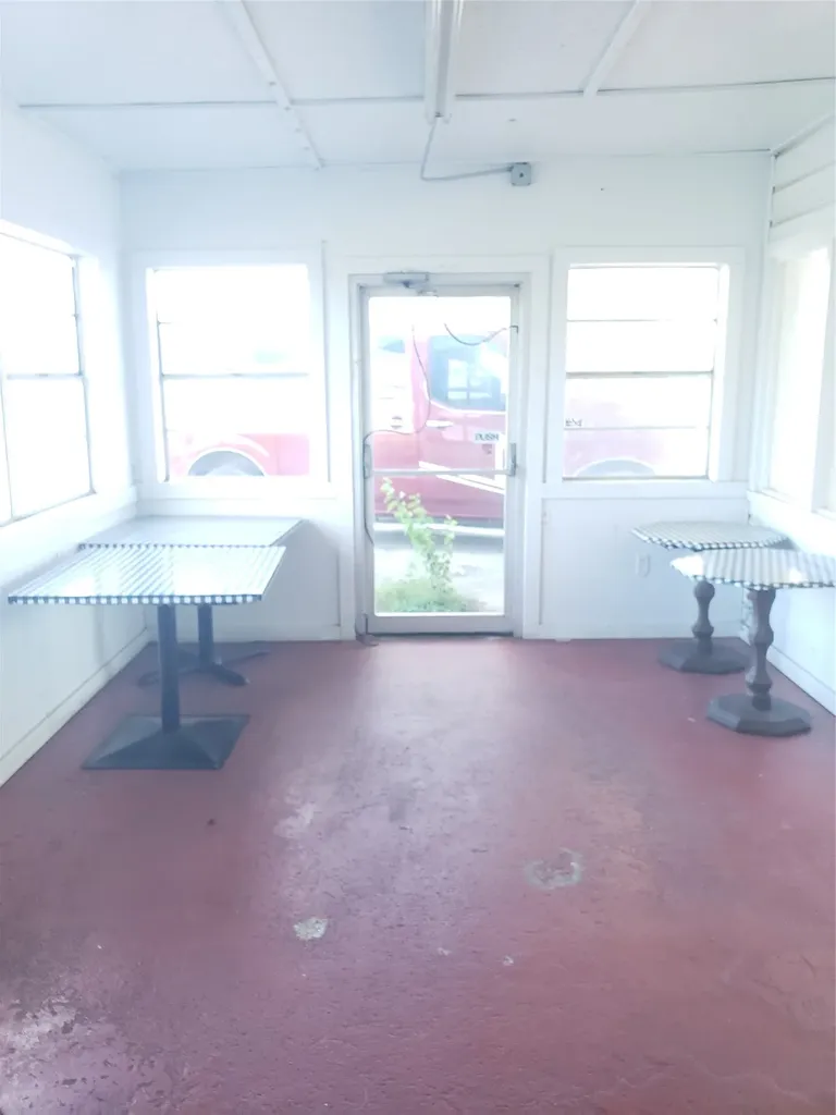 1198 E Hall Street Bangs TX 76823