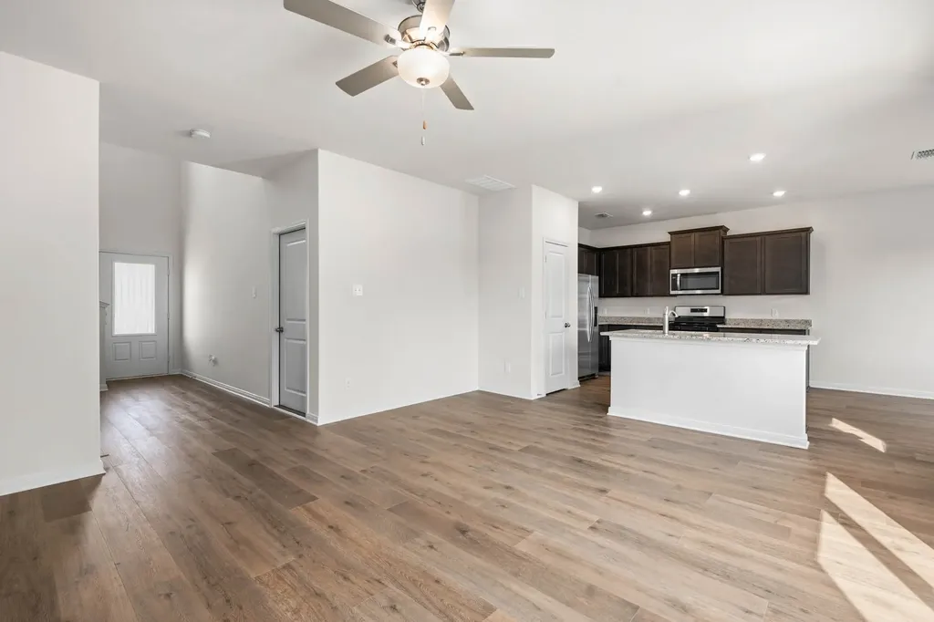 8433 Fort Benton Drive Ponder TX 76259