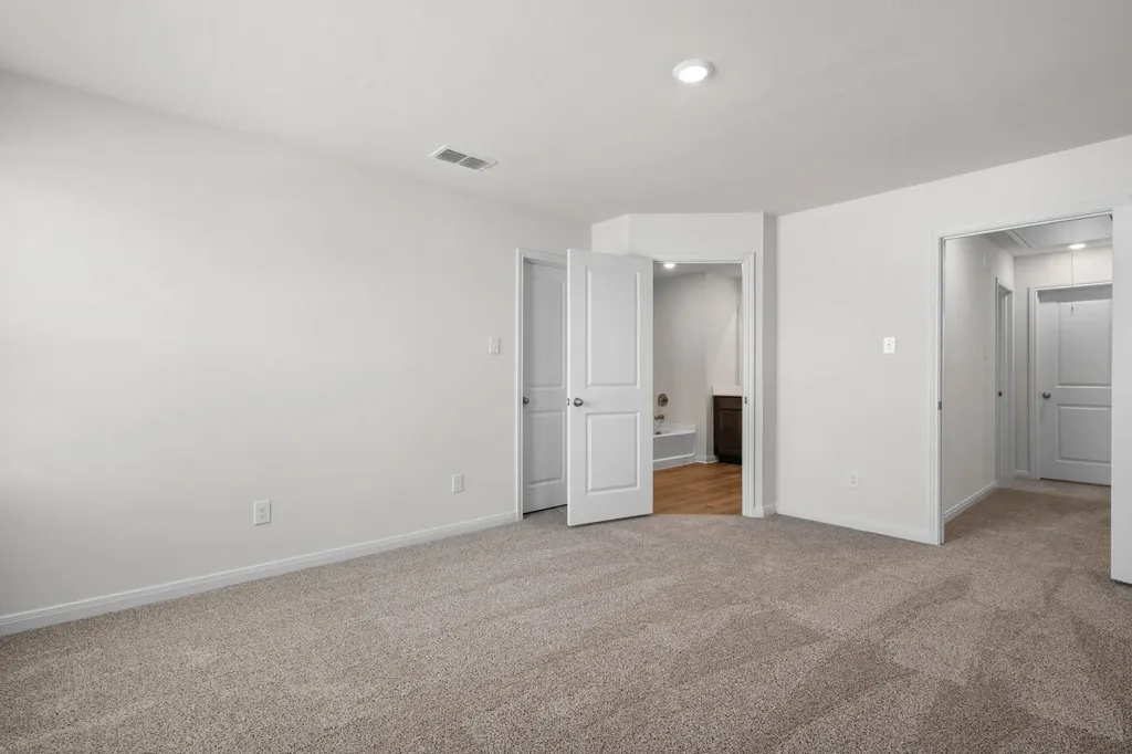 8433 Fort Benton Drive Ponder TX 76259