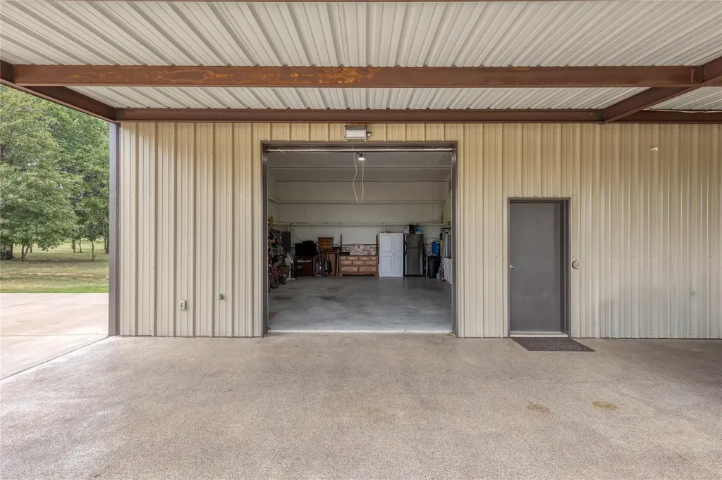 210 Spring Branch Trail N Springtown TX 76082