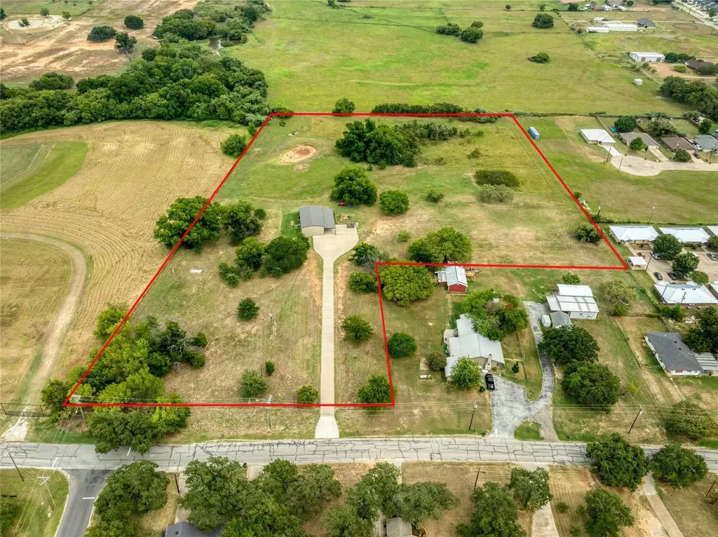 210 Spring Branch Trail N Springtown TX 76082