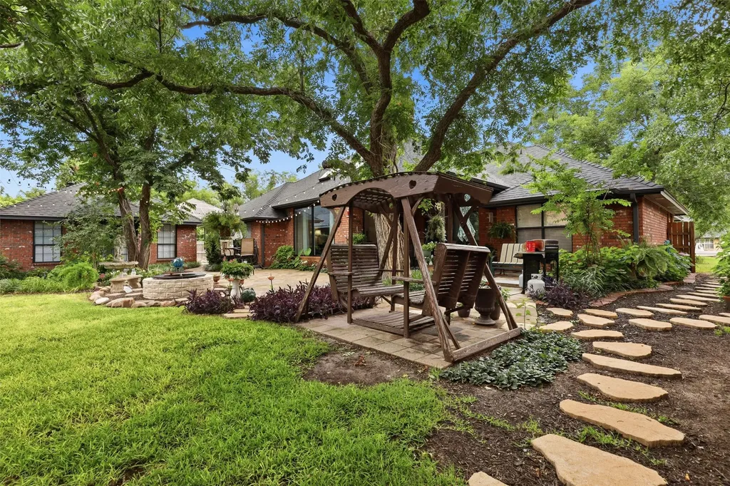5210 Wedgefield Road Granbury TX 76049