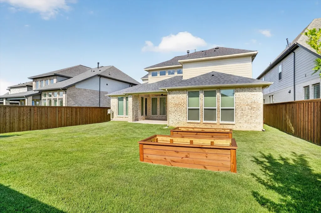 2109 Pleasant Run Fort Worth TX 76008