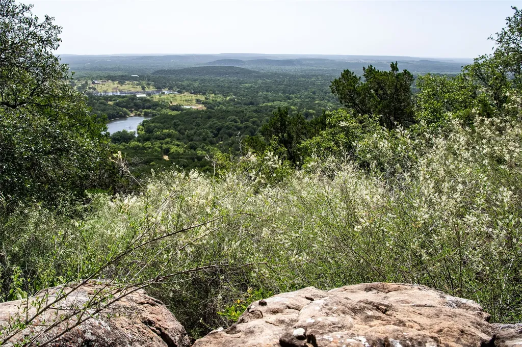 235 Big Bear Loop Strawn TX 76475