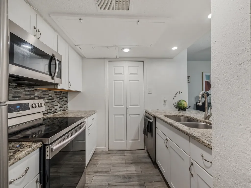 4655 Country Creek Drive Dallas TX 75236