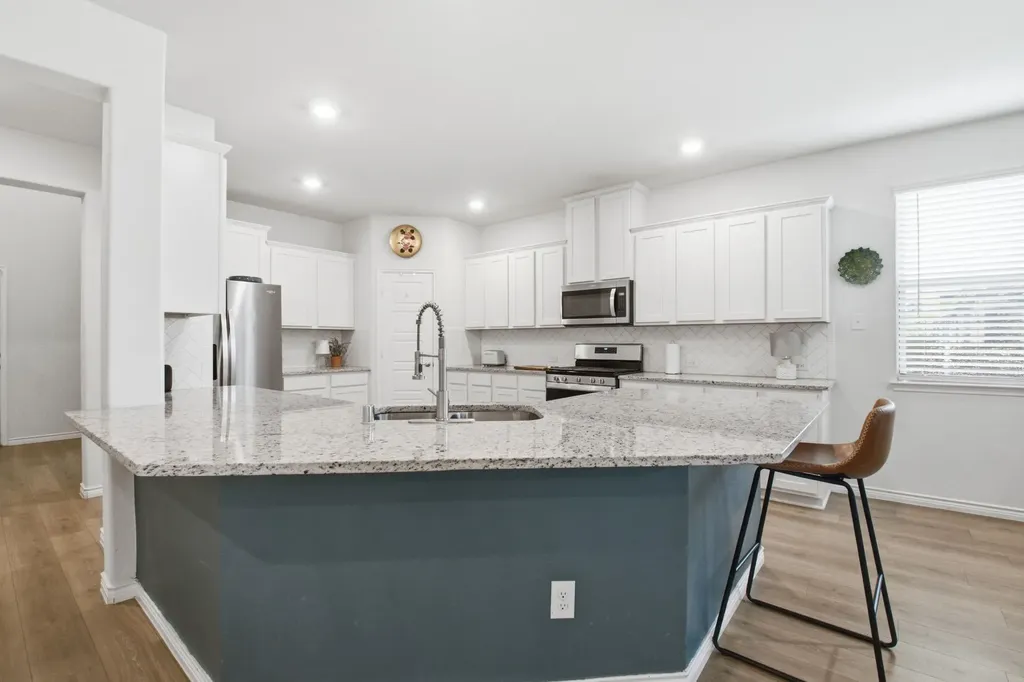 4601 Karhold Road Little Elm TX 76227