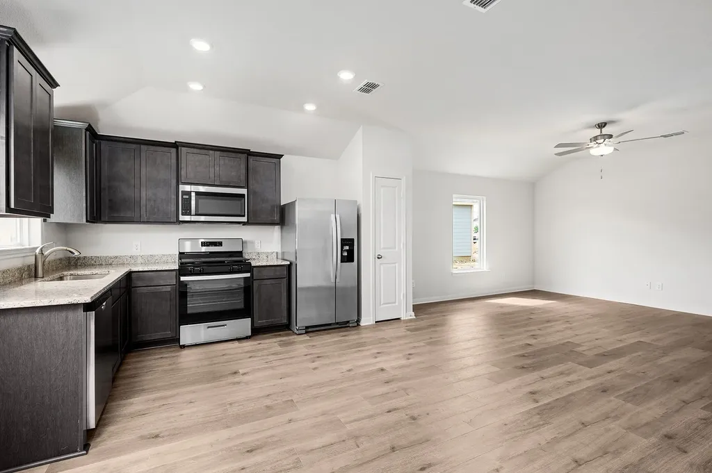 8309 White Wolf Trail Ponder TX 76259