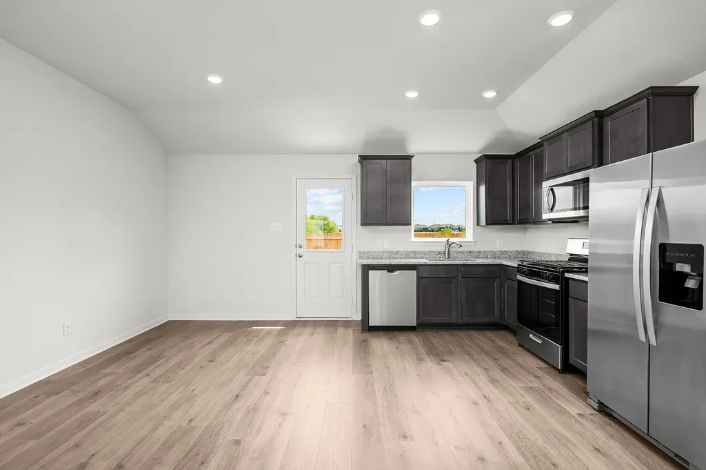 8309 White Wolf Trail Ponder TX 76259
