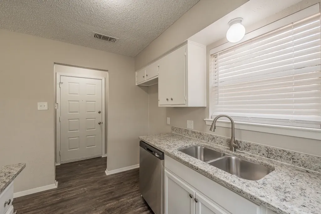 717 Blue Ridge Trail Saginaw TX 76179