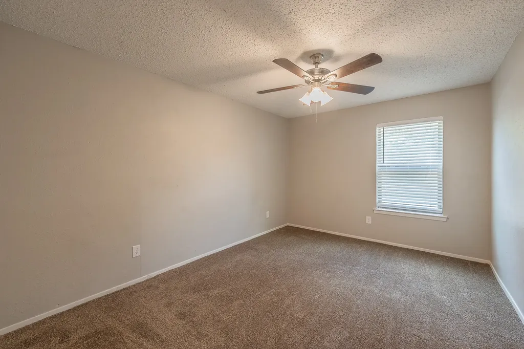 717 Blue Ridge Trail Saginaw TX 76179