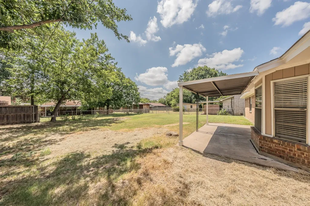 717 Blue Ridge Trail Saginaw TX 76179