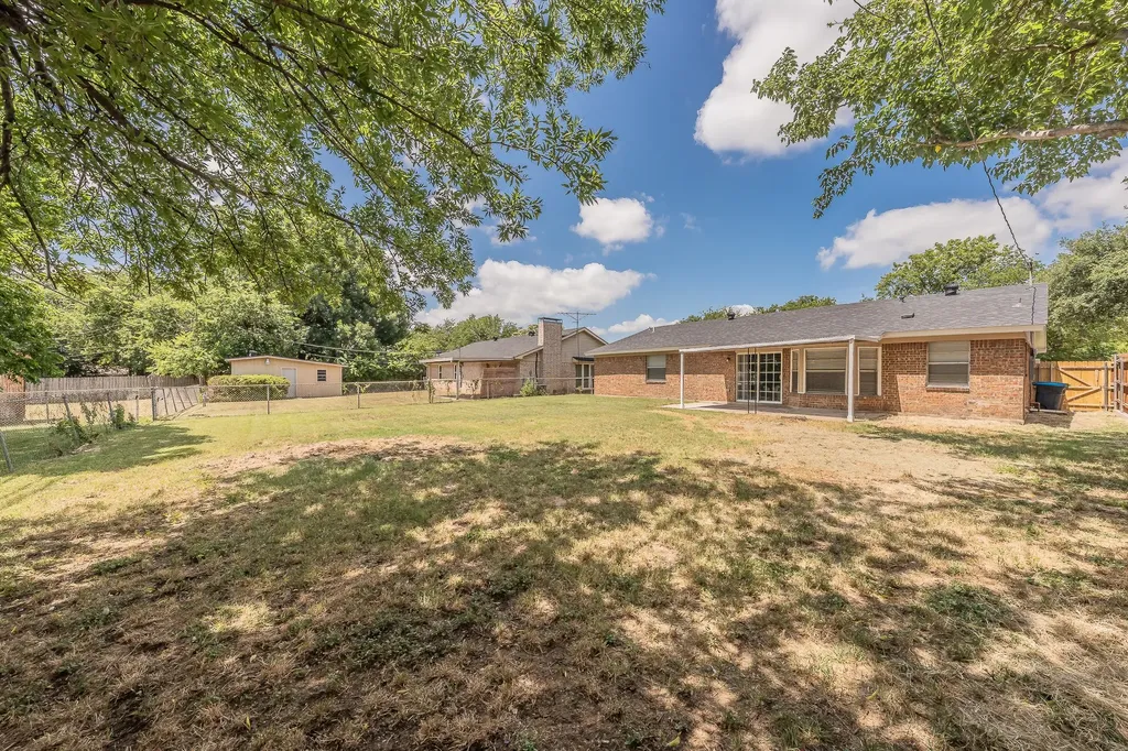 717 Blue Ridge Trail Saginaw TX 76179