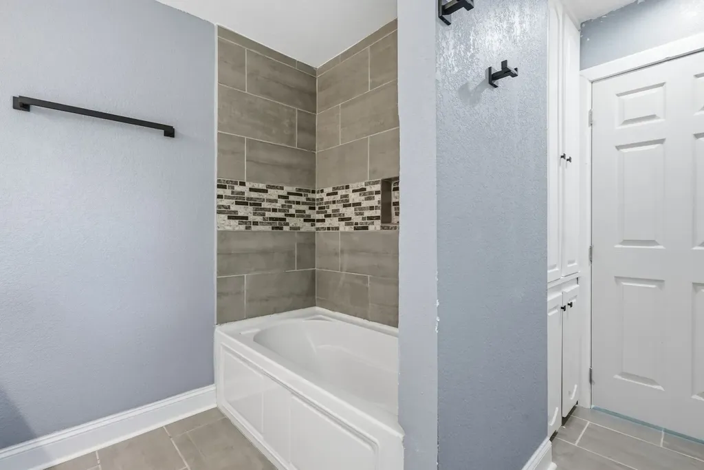 2626 Crest Avenue Dallas TX 75216