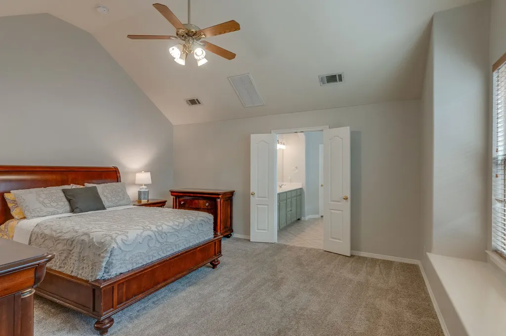 6008 Frost Street North Richland Hills TX 76180