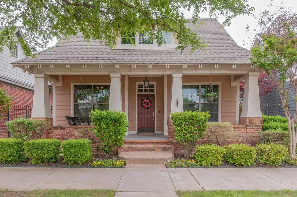 6008 Frost Street North Richland Hills TX 76180