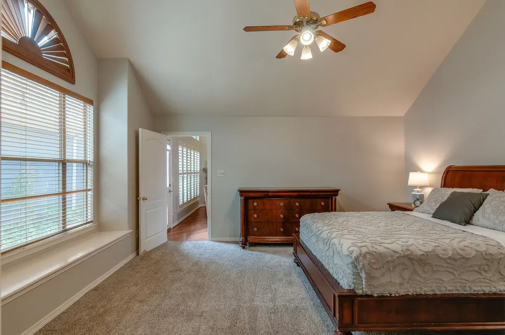 6008 Frost Street North Richland Hills TX 76180