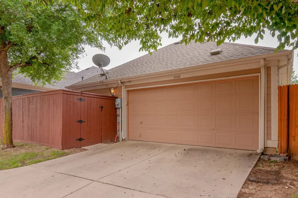 6008 Frost Street North Richland Hills TX 76180