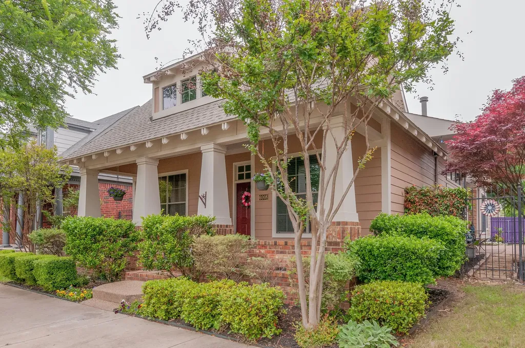 6008 Frost Street North Richland Hills TX 76180