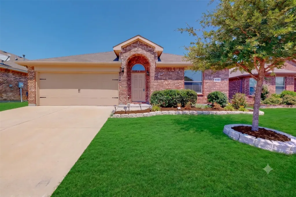 5140 Grayson Ridge Drive Fort Worth TX 76179
