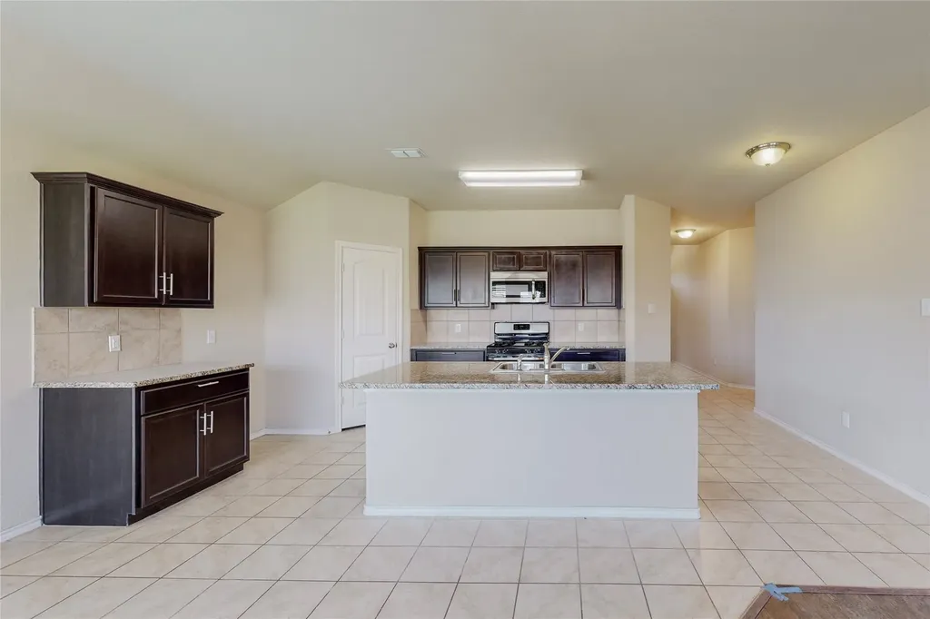 5140 Grayson Ridge Drive Fort Worth TX 76179