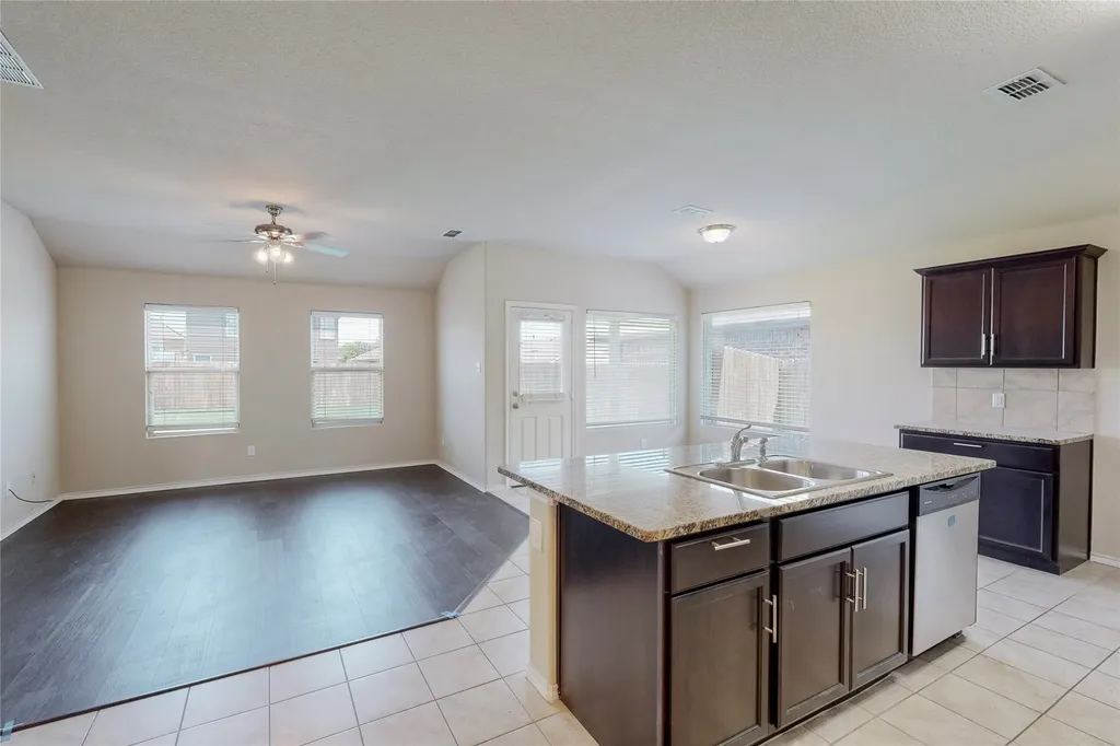 5140 Grayson Ridge Drive Fort Worth TX 76179