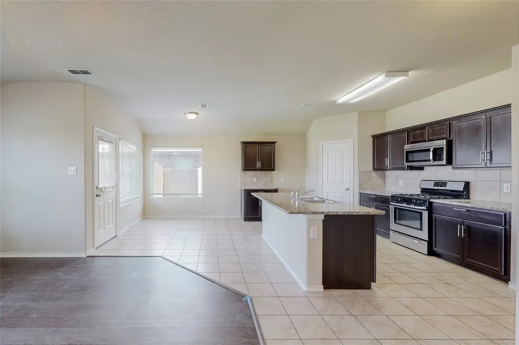 5140 Grayson Ridge Drive Fort Worth TX 76179