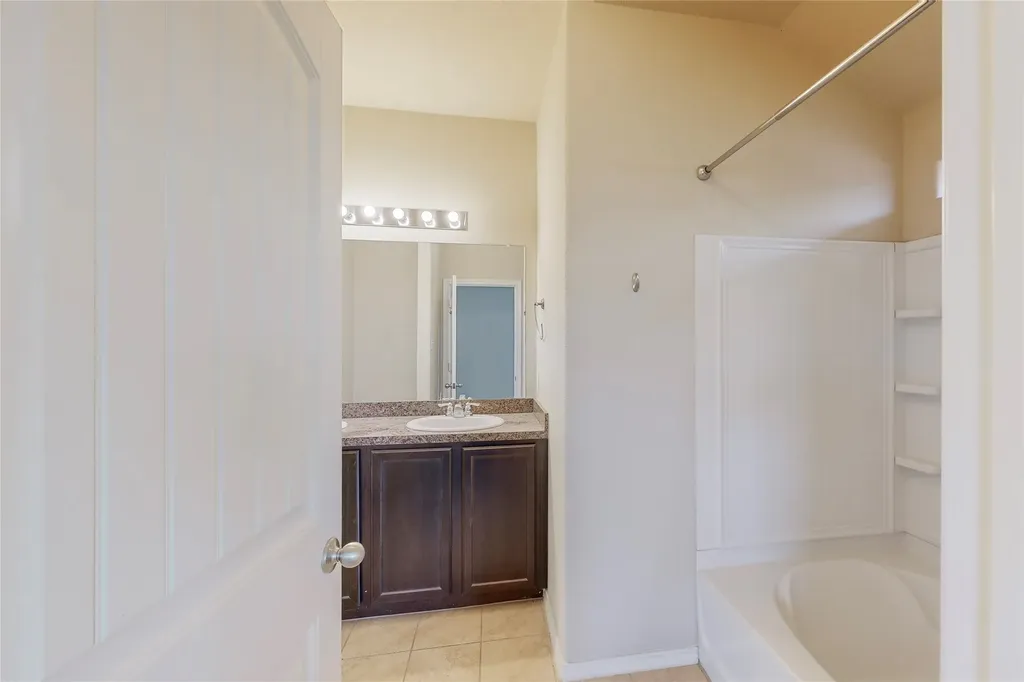 5140 Grayson Ridge Drive Fort Worth TX 76179