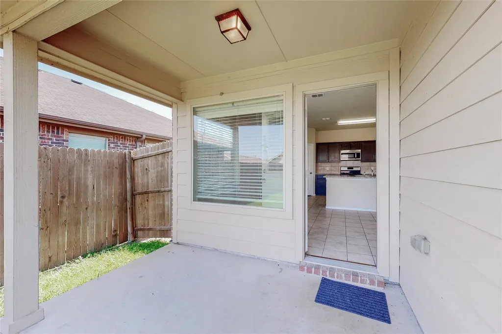 5140 Grayson Ridge Drive Fort Worth TX 76179
