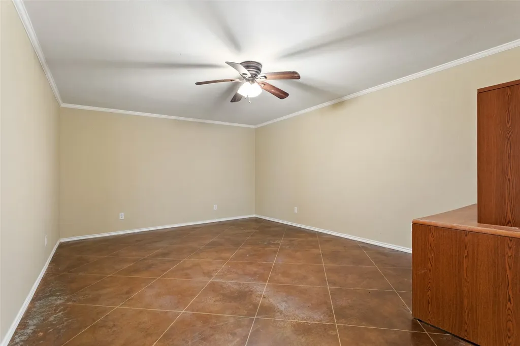 672 County Road 4960 Pittsburg TX 75686