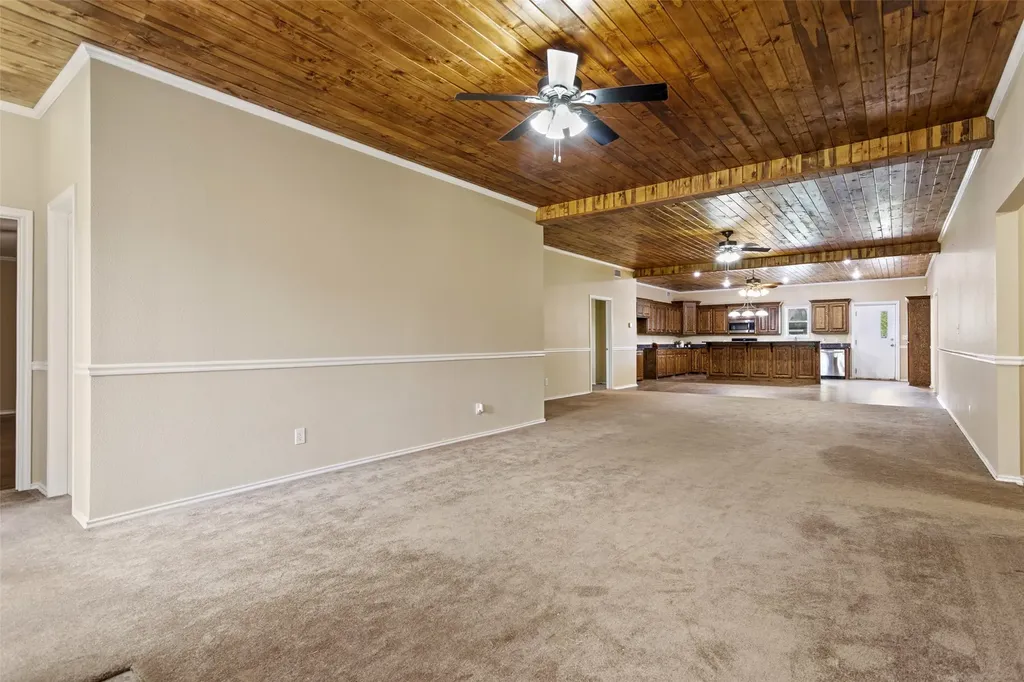 672 County Road 4960 Pittsburg TX 75686