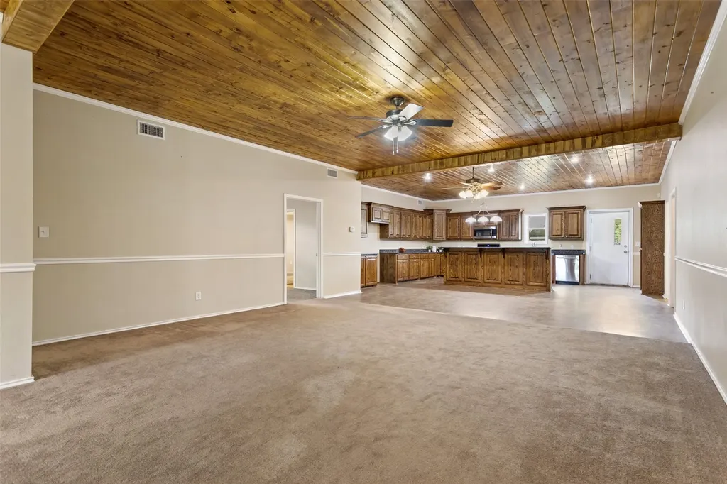 672 County Road 4960 Pittsburg TX 75686