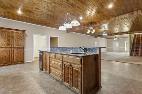 672 County Road 4960 Pittsburg TX 75686