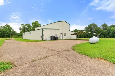 672 County Road 4960 Pittsburg TX 75686