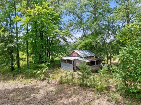 672 County Road 4960 Pittsburg TX 75686