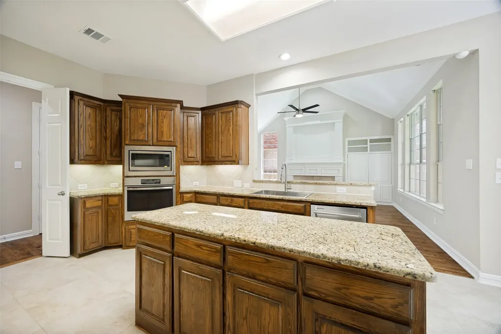 8009 Lynores Way Plano TX 75025