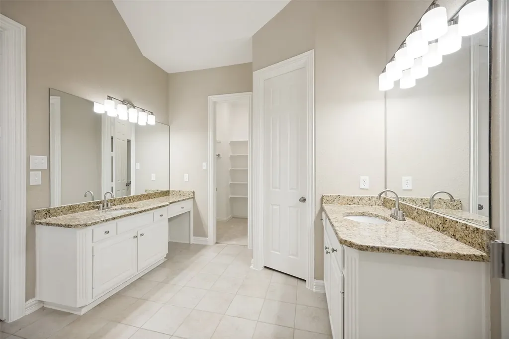 8009 Lynores Way Plano TX 75025