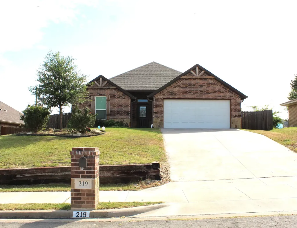 219 Prairie Wind Boulevard Stephenville TX 76401