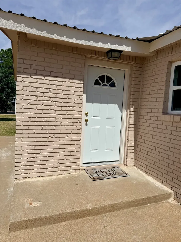 424 W Santa Fe Avenue Aspermont TX 79502