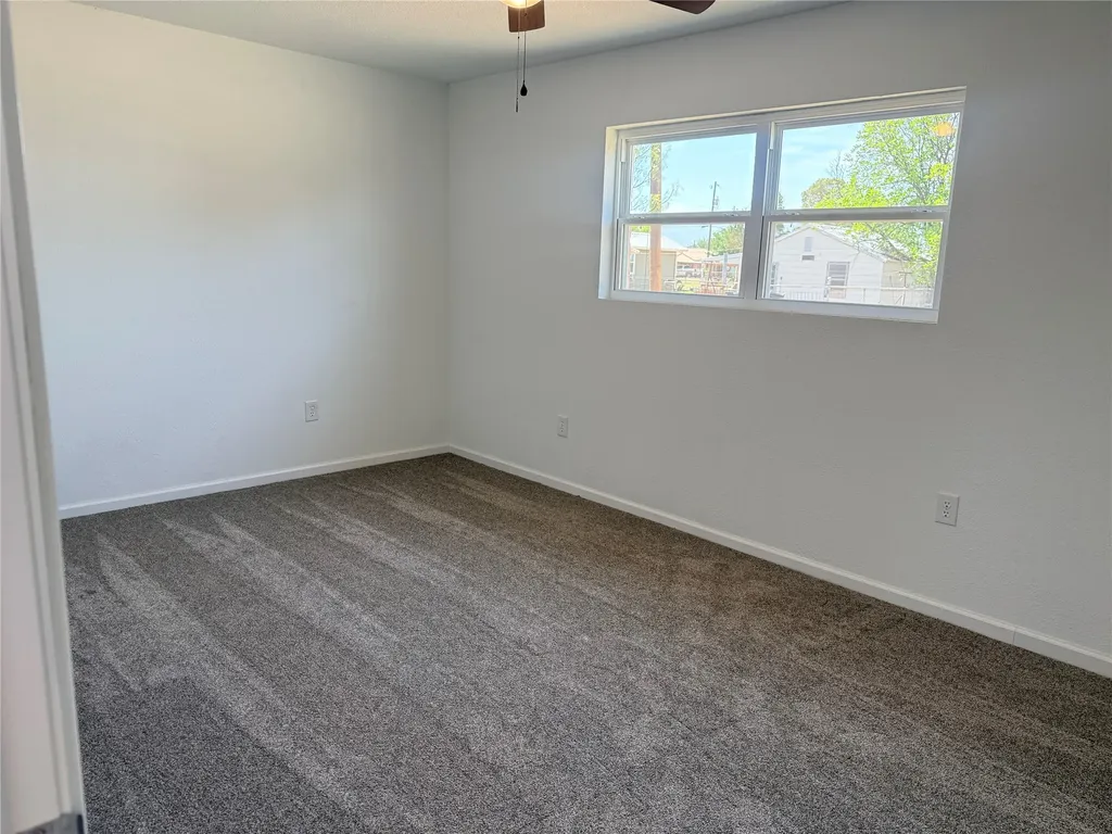 424 W Santa Fe Avenue Aspermont TX 79502