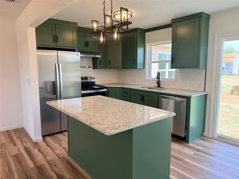424 W Santa Fe Avenue Aspermont TX 79502