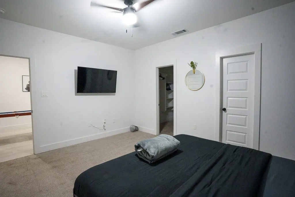 4523 Solar Lane Dallas TX 75216